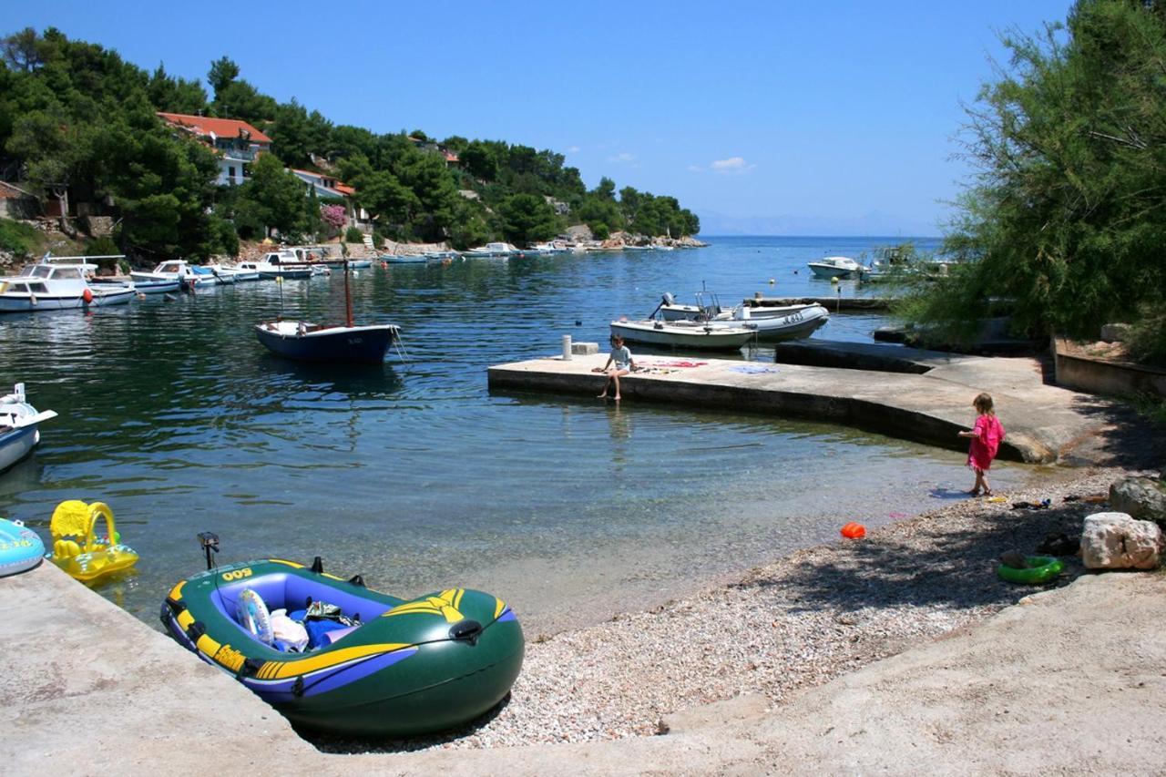 Apartments By The Sea Basina, Hvar - 116 Vrboska Exterior photo
